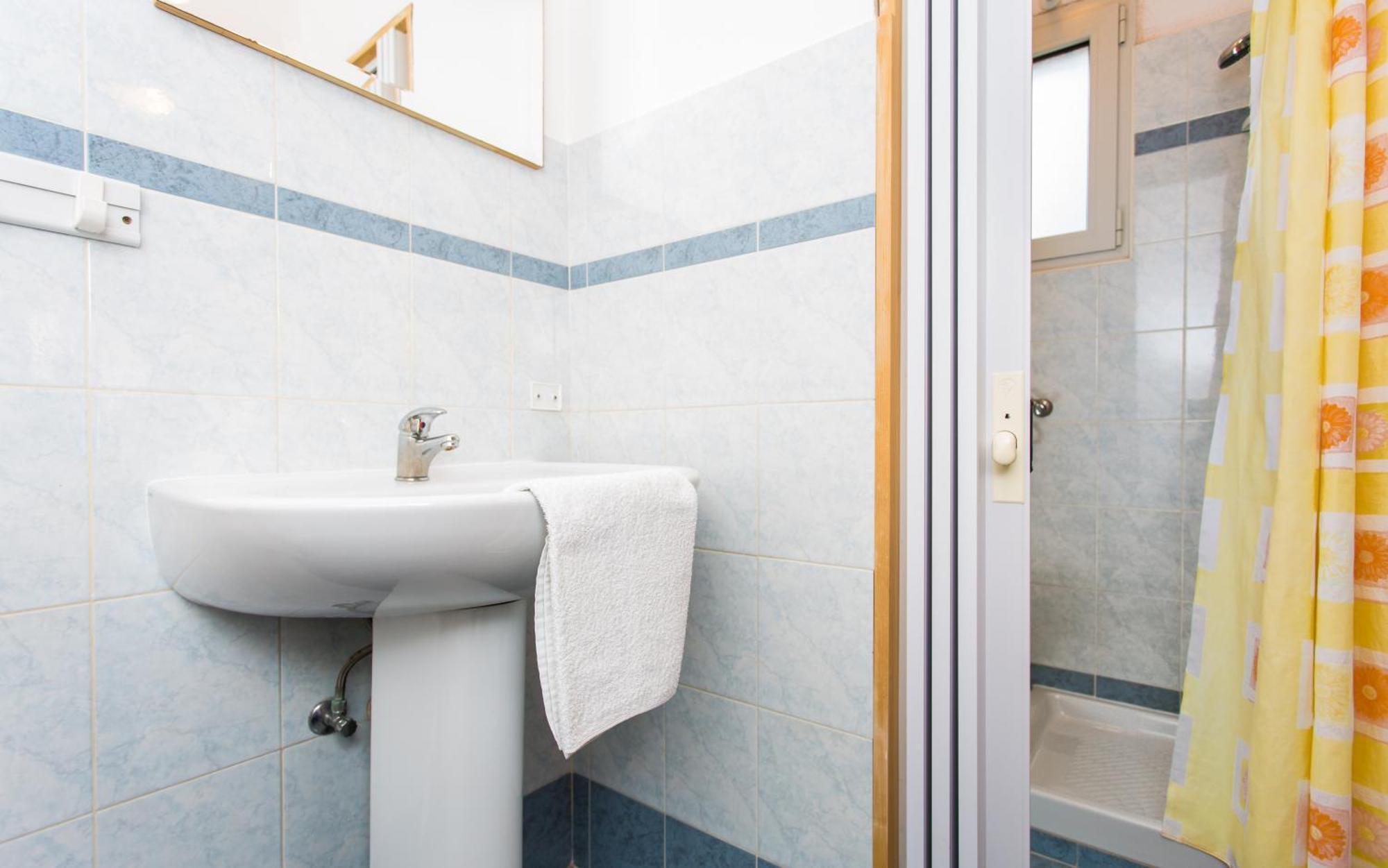 Apartments Luka 3 باشْكا الغرفة الصورة